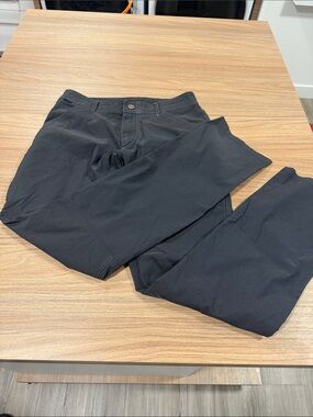 Men’s Kuhl pant